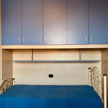 Orange Apt Sirmione Apartment