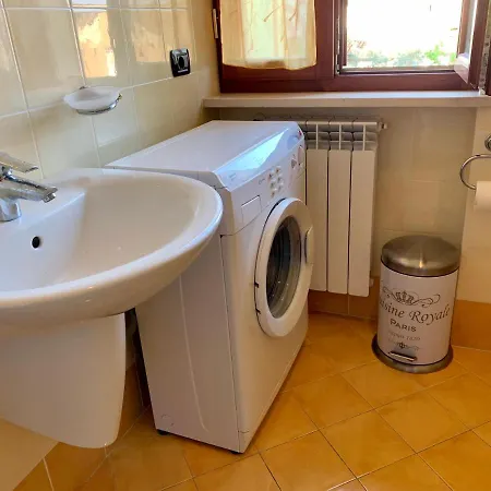 Apartment Orange Apt Sirmione