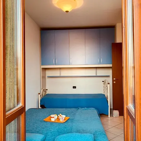 Orange Apt Sirmione *