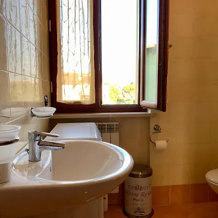 Orange Apt Sirmione *
